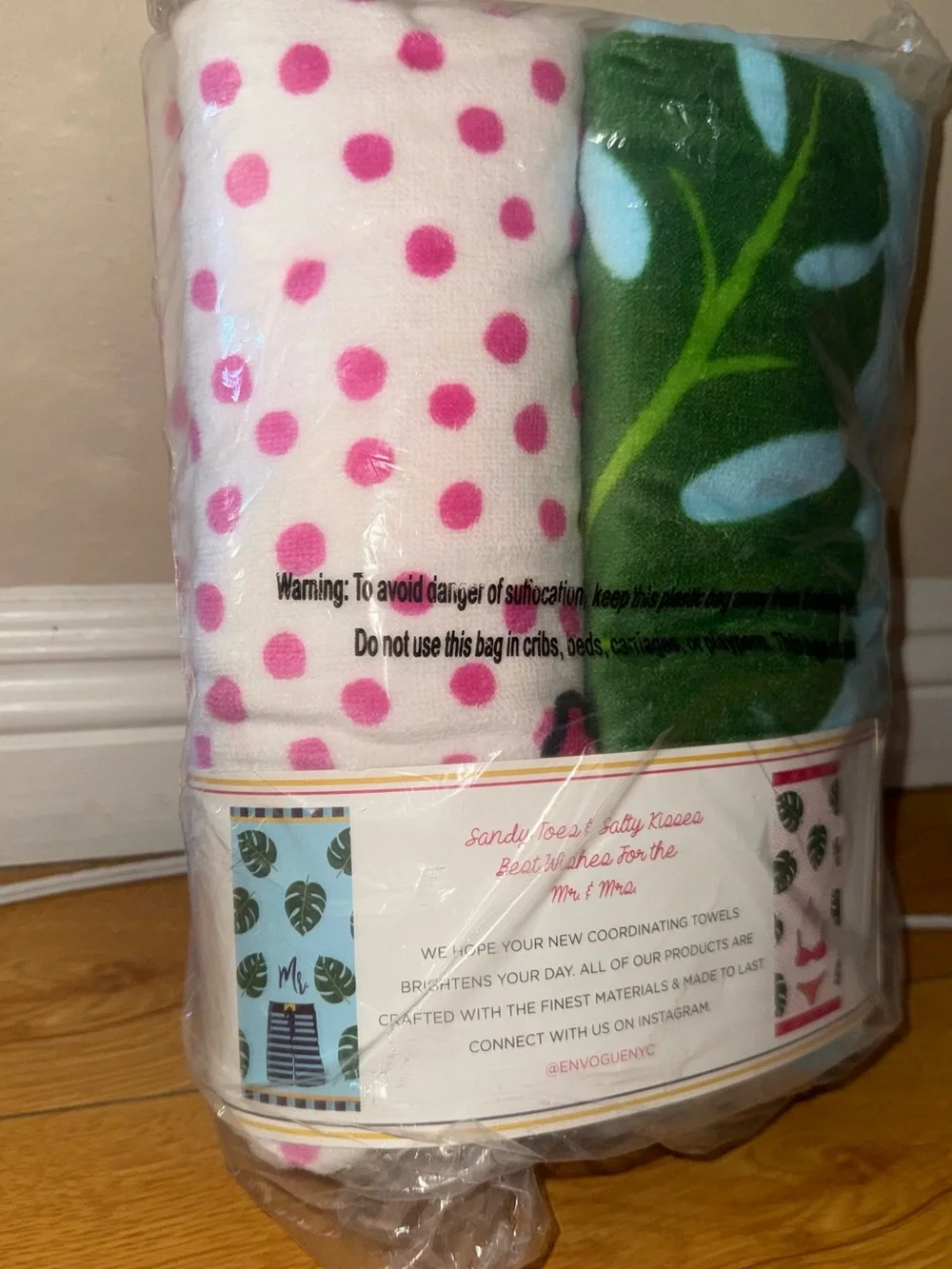 Envogue Light Blue and Hot Pink Home Bath Beach Towels Set of 2